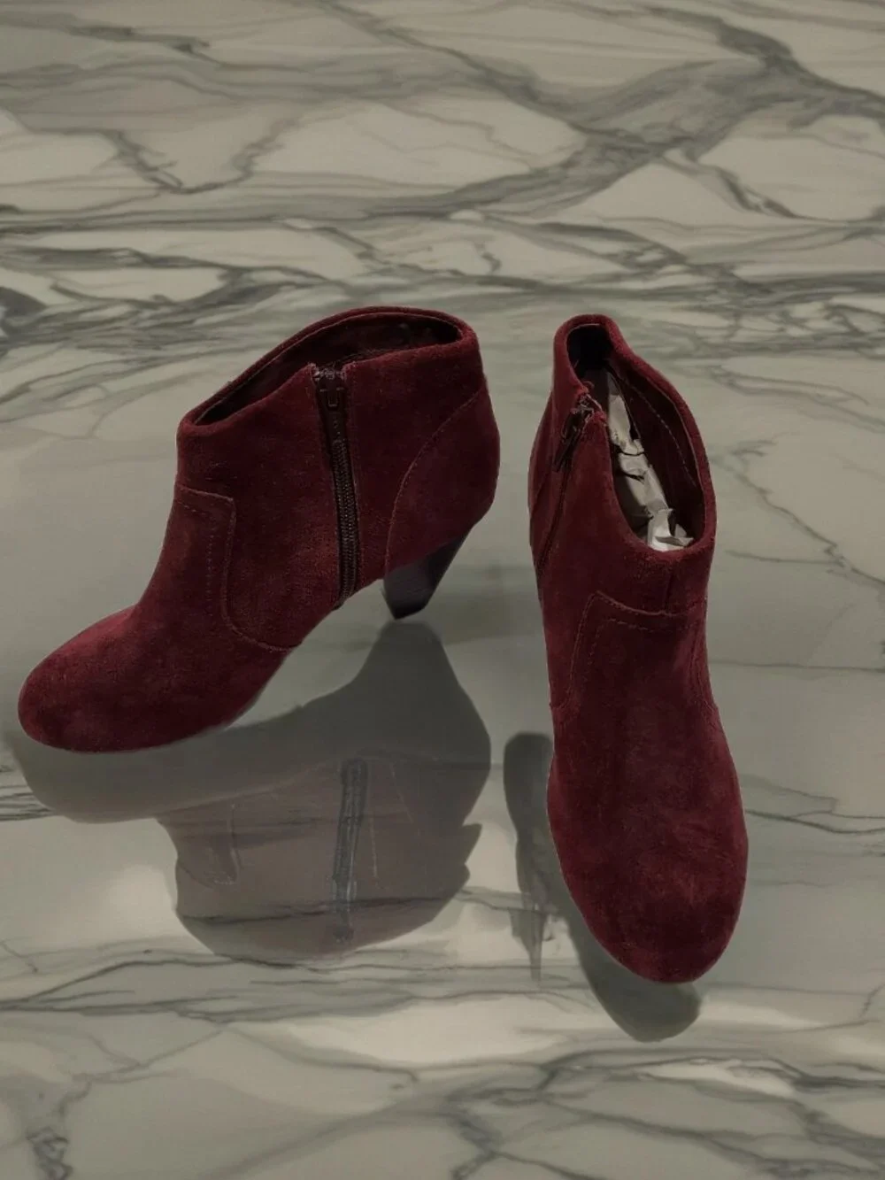 Ankle Booties Aldo Burgandy Zip Up Triangle  Heel Size 7.5 Boots Short Suede